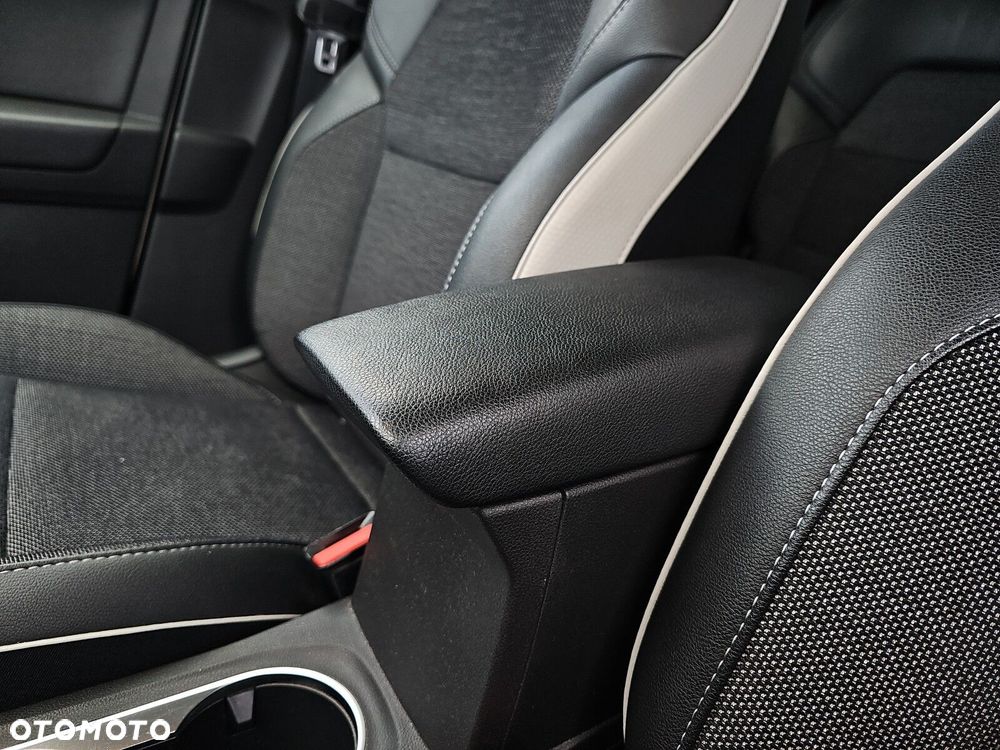 Renault Captur 1.3 TCe Intens EDC - 13