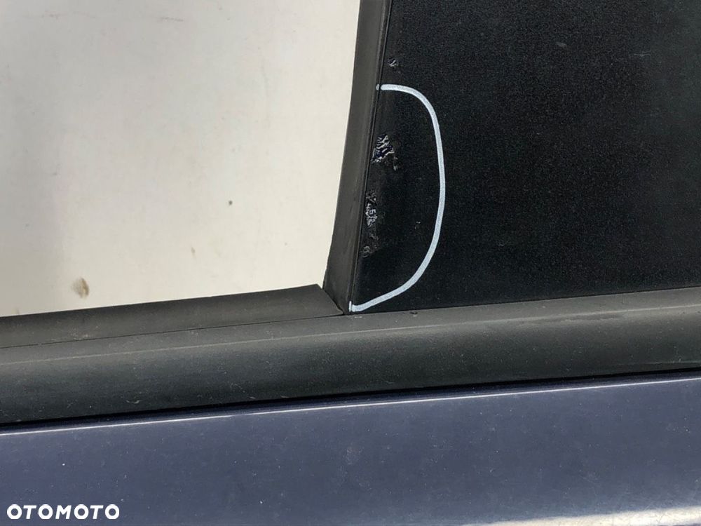 DRZWI LEWY PRZÓD  OPEL ASTRA H GTC (A04) 2005 - 2010 1.4 (L08) 66 kW [90 KM] benzyna 2005 - 2010 - 4