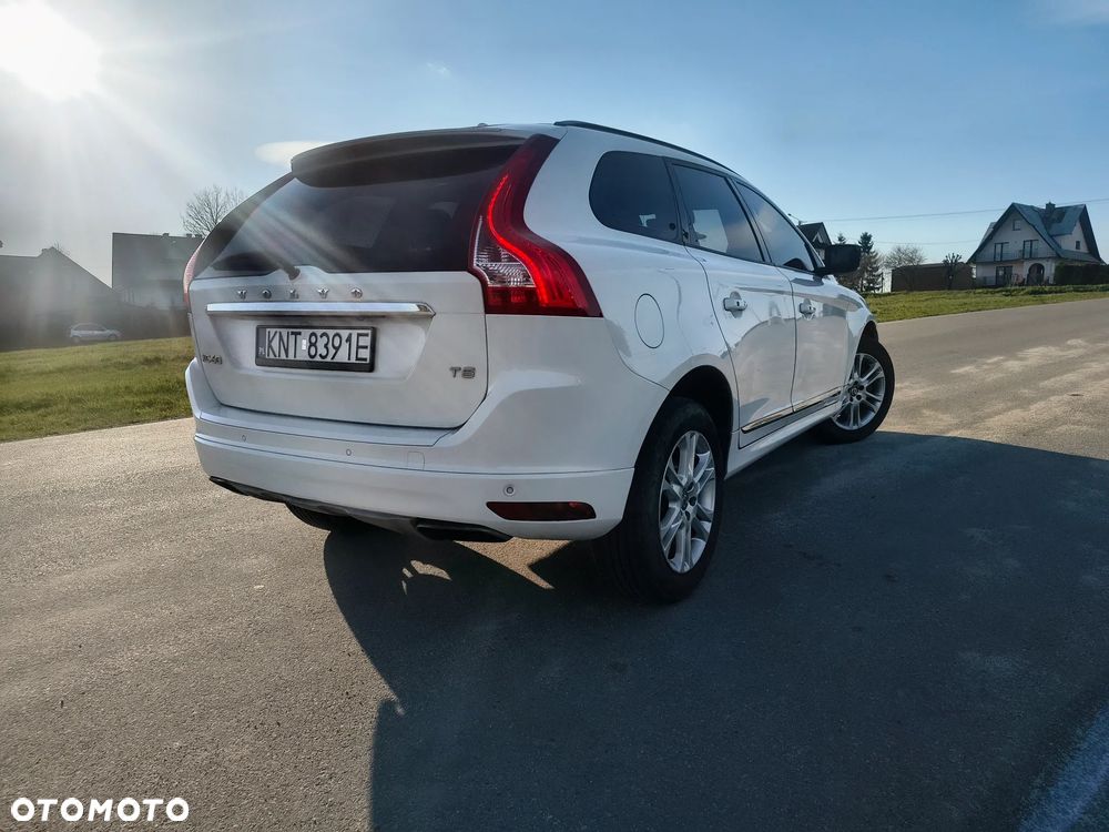 Volvo XC 60 T5 Geartronic Summum - 4