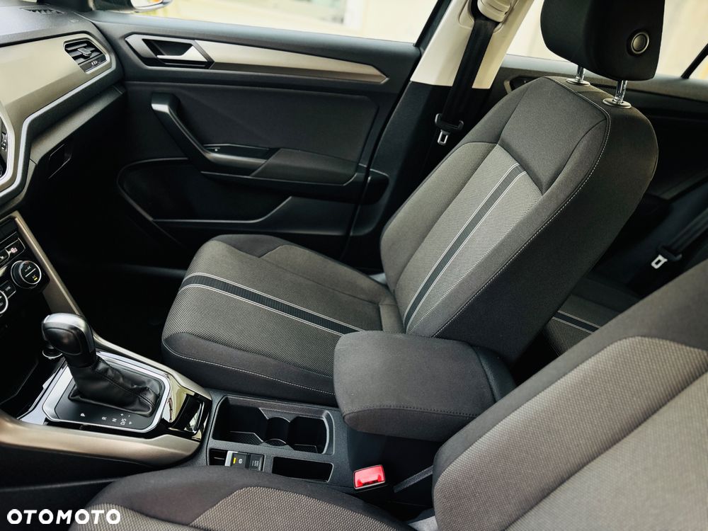Volkswagen T-Roc 1.5 TSI ACT OPF DSG IQ.DRIVE - 29