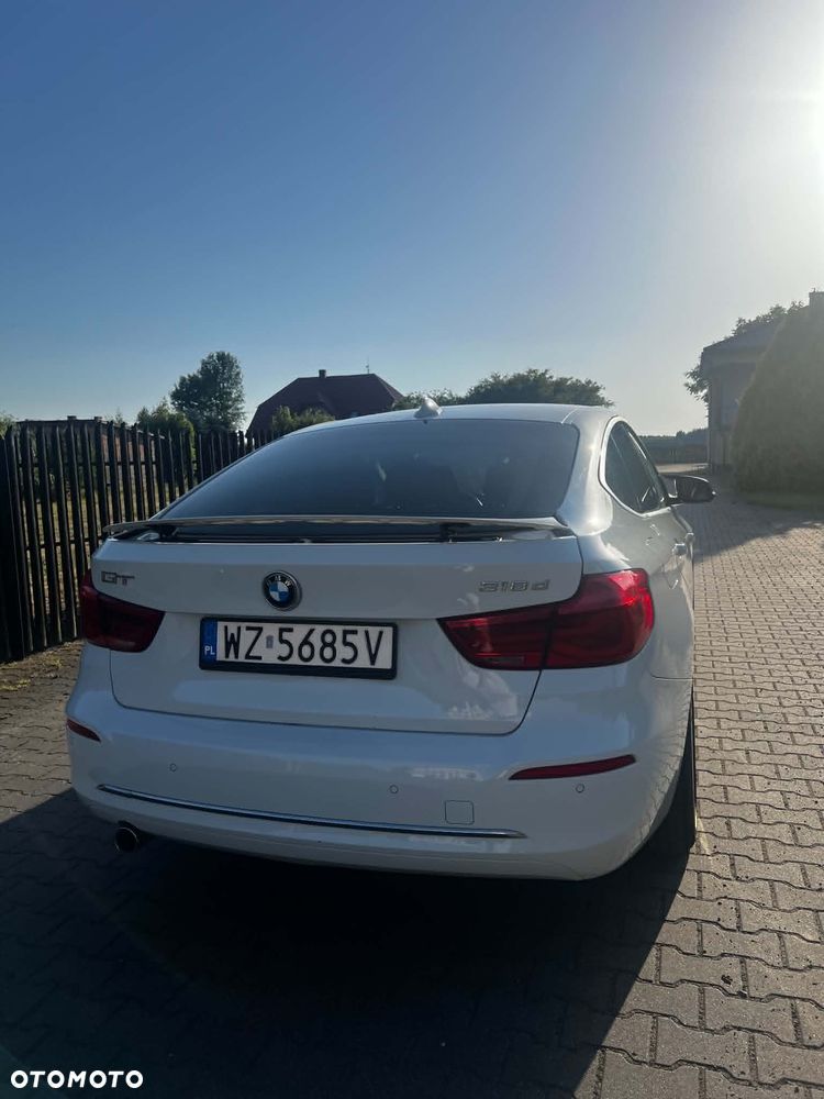 BMW Seria 3 318d Luxury Line - 7