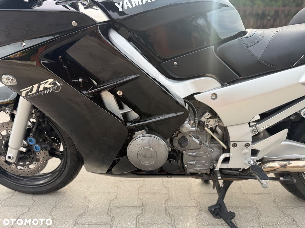 Yamaha FJR - 23