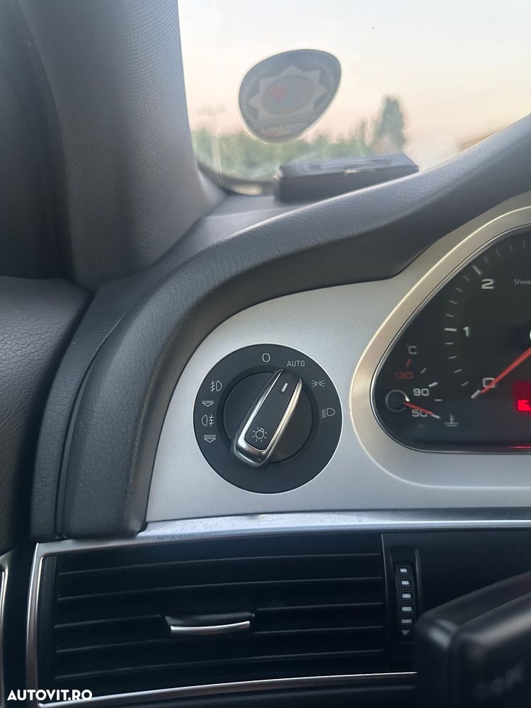 Audi A6 2.0 TDI DPF Multitronic Avant - 15