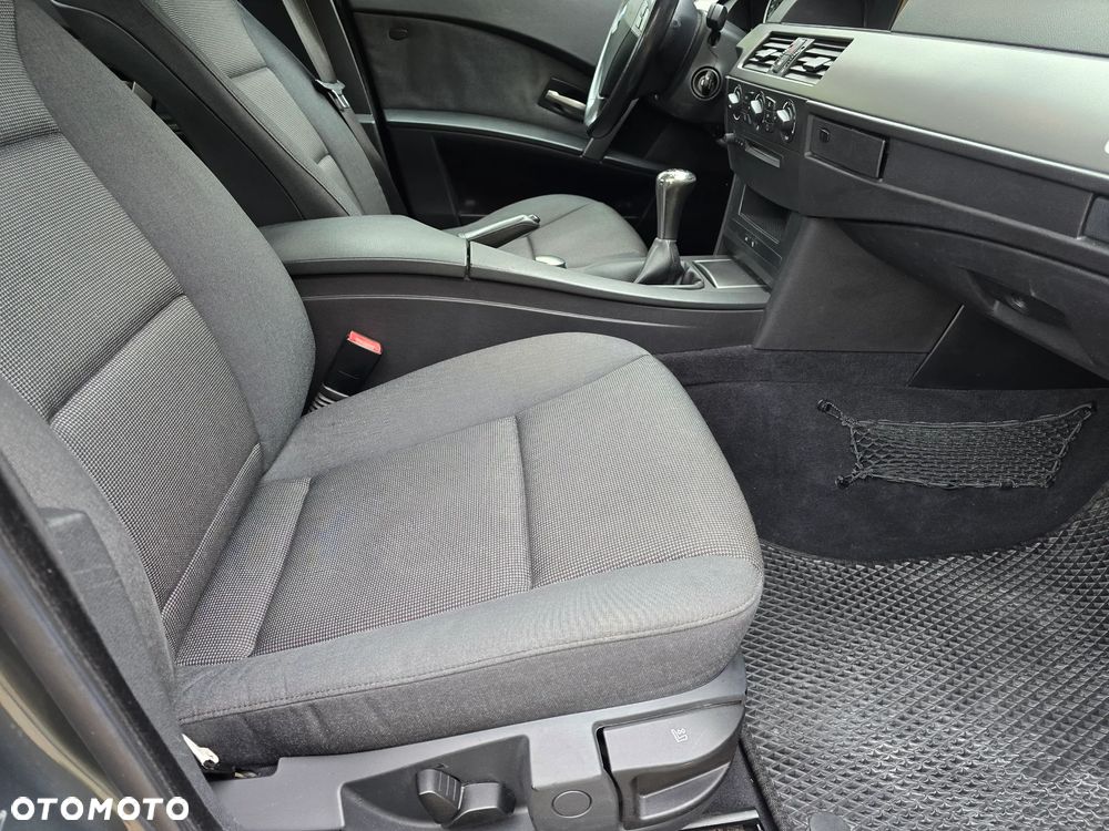 BMW Seria 5 - 30
