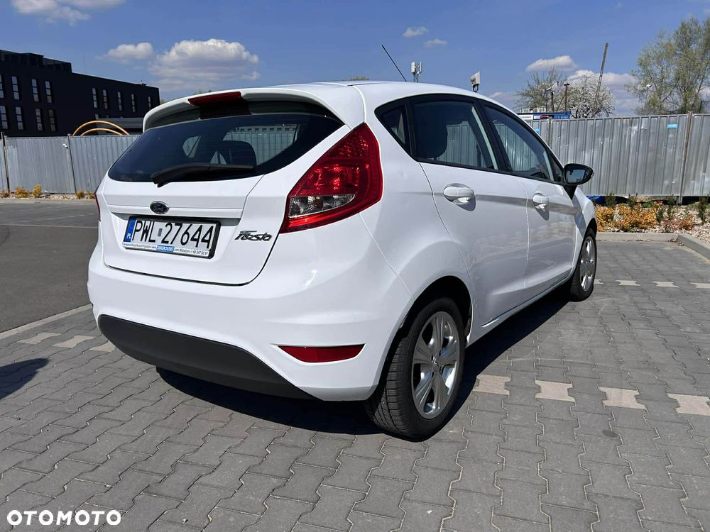 Ford Fiesta - 2