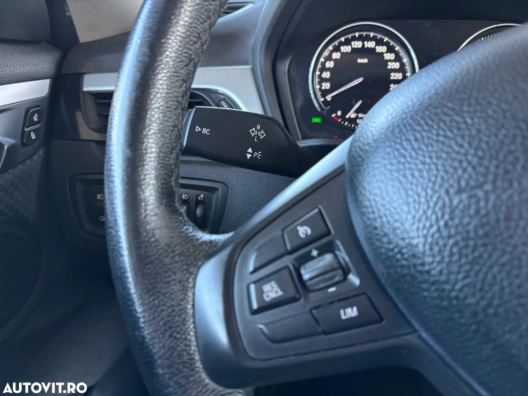 BMW X1 sDrive18d Aut. Advantage - 29