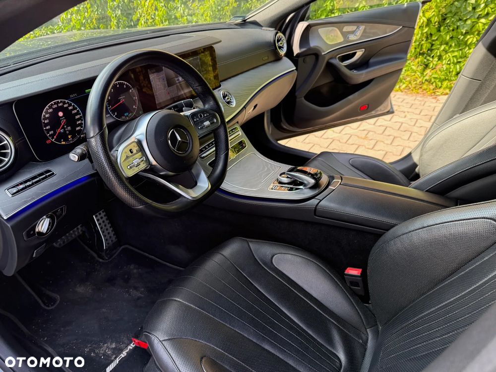 Mercedes-Benz CLS - 11