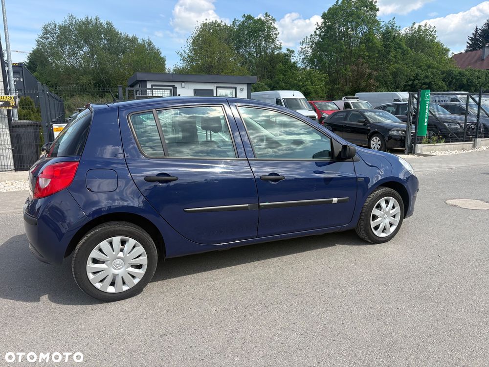 Renault Clio 1.2 16V Exception - 5