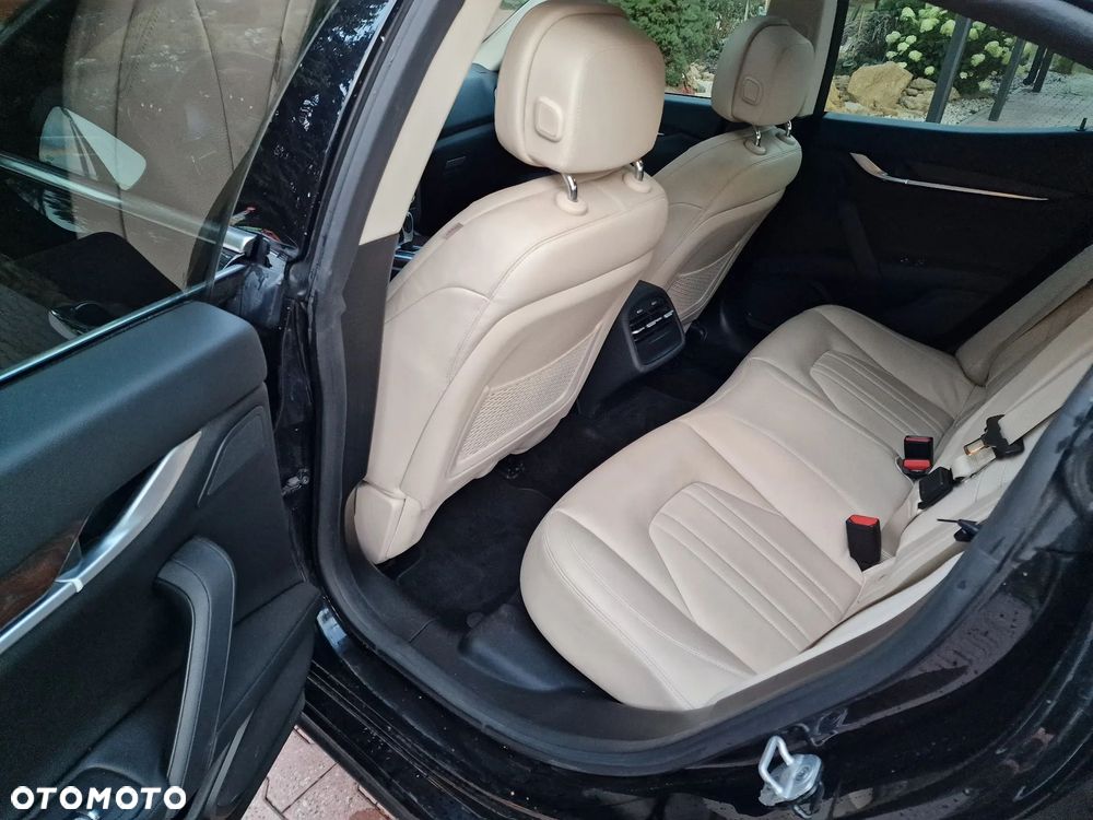 Maserati Ghibli S Q4 - 10