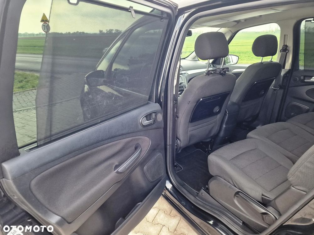 Ford Galaxy 2.2 TDCi DPF Titanium - 21