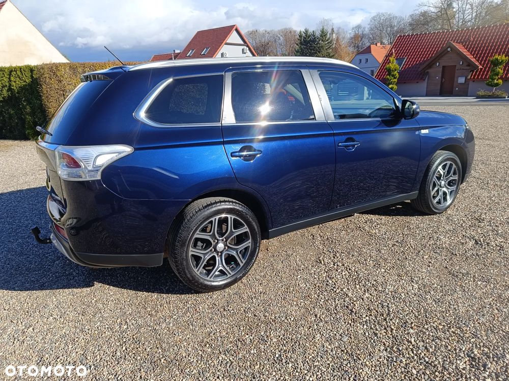 Mitsubishi Outlander 2.0 2WD Diamant Edition - 10