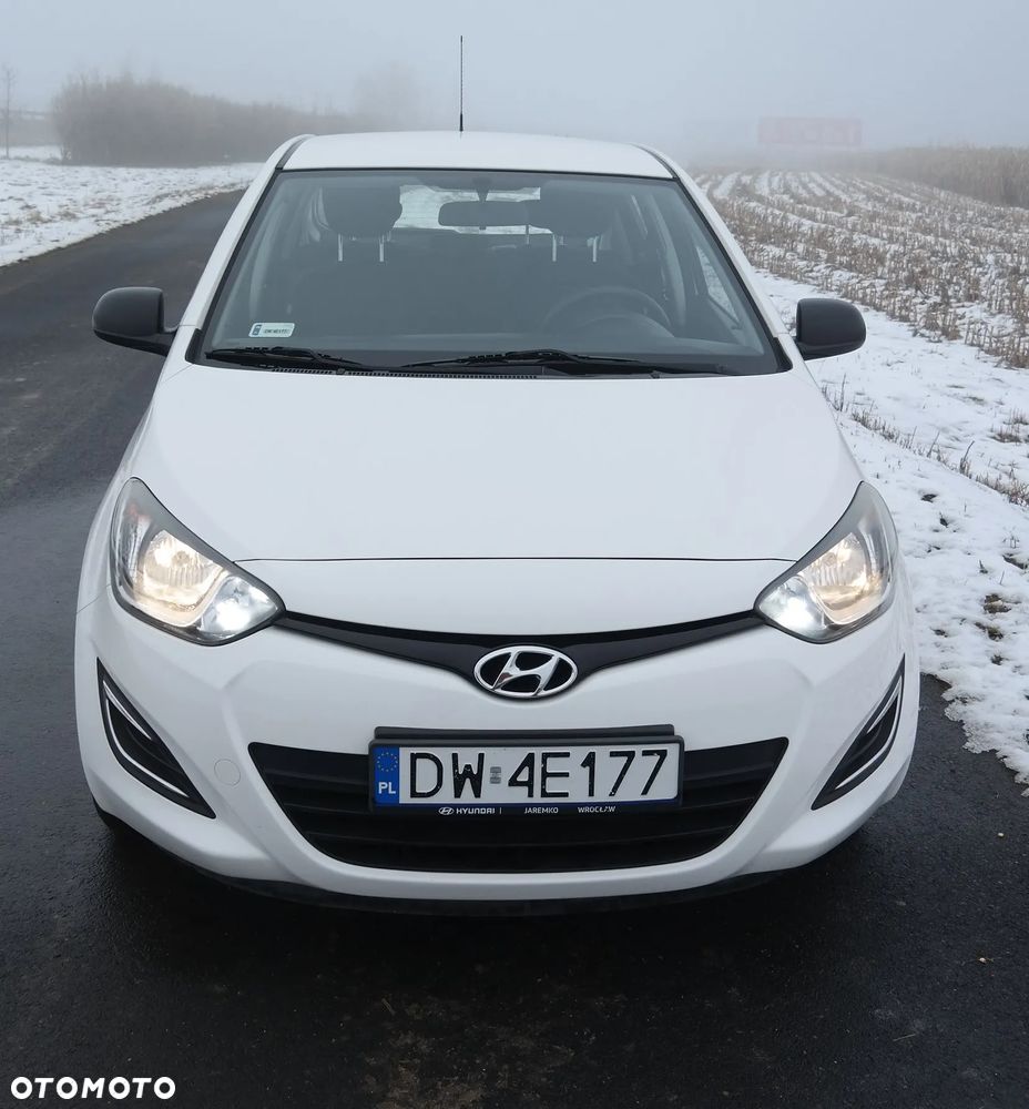 Hyundai i20 1.1 CRDi Classic + - 10