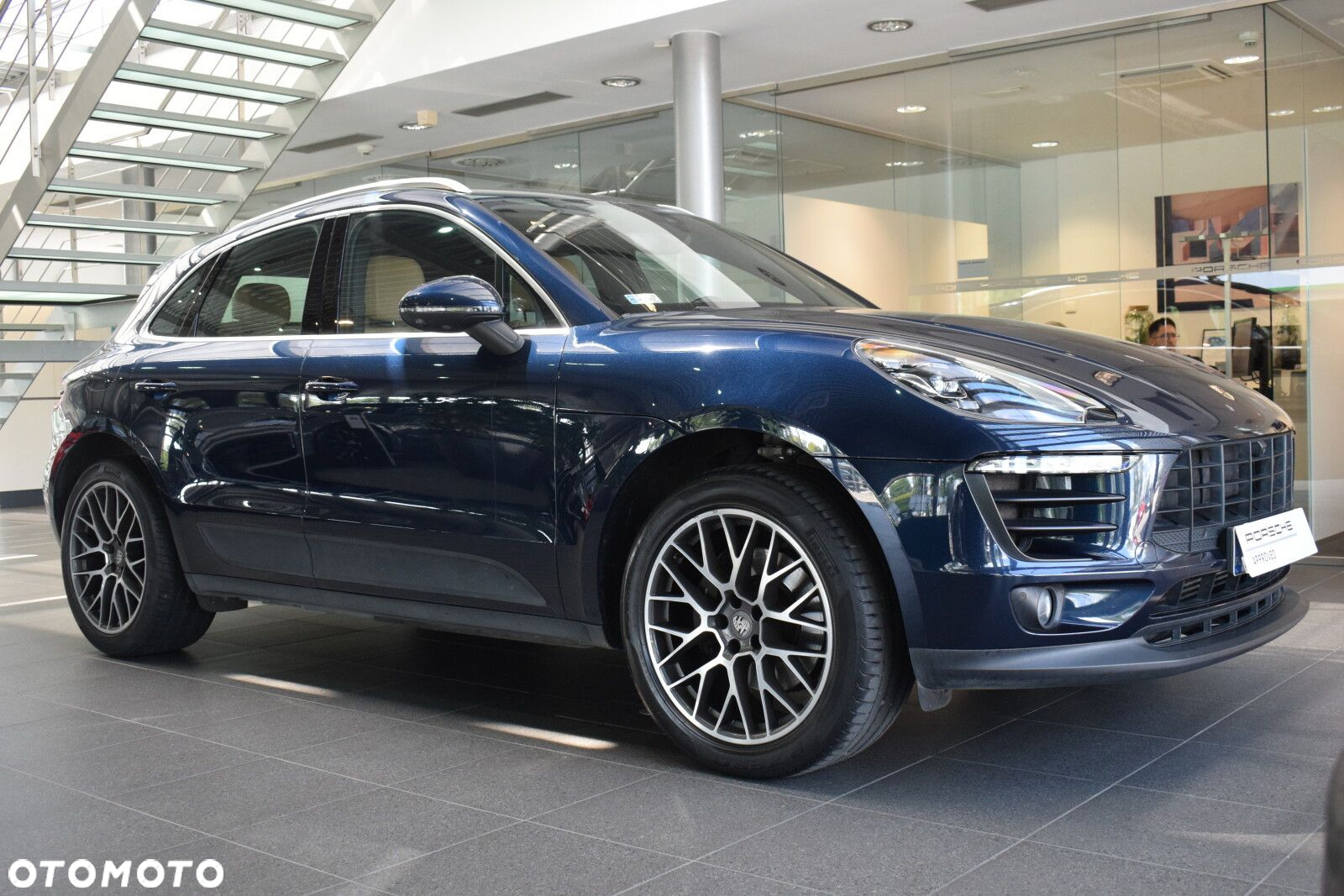 Porsche Macan - 4