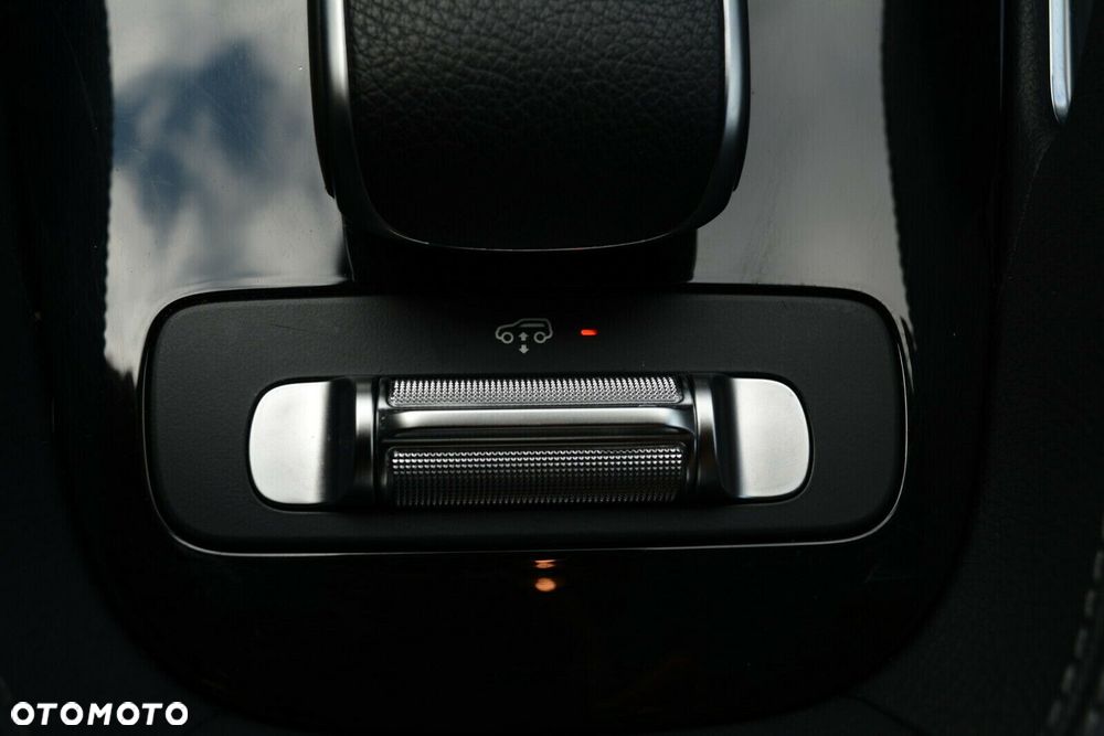 Mercedes-Benz GLE - 28