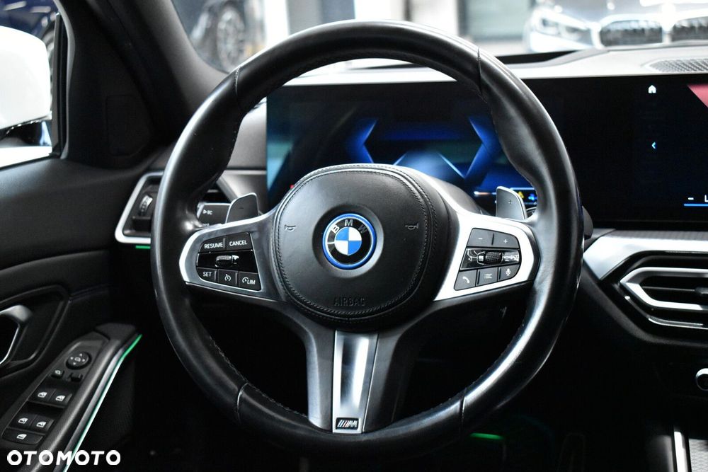 BMW Seria 3 - 12