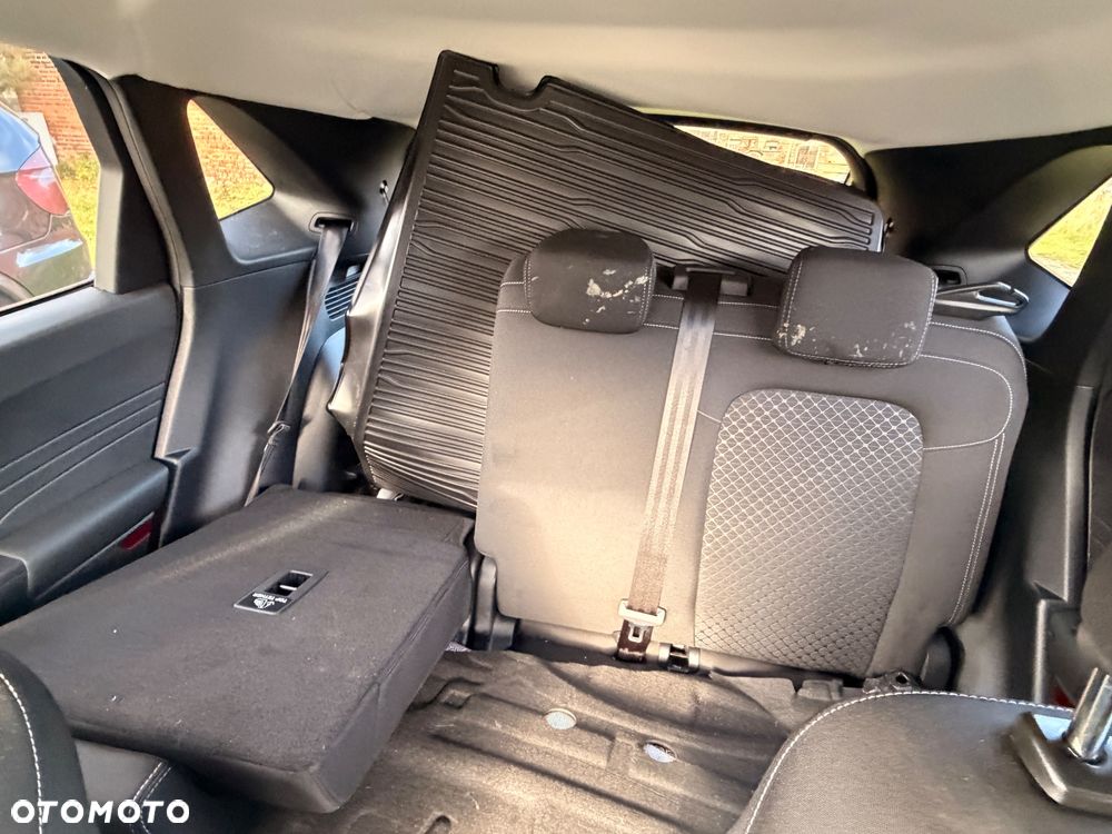 Ford Kuga 2.5 Duratec FHEV TITANIUM - 16