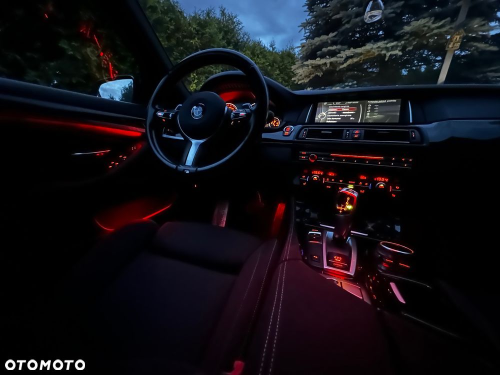 BMW Seria 5 520d - 16