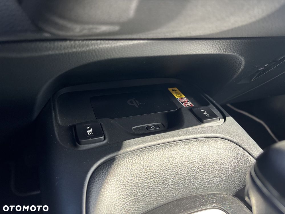 Toyota Corolla 1.8 Hybrid Style - 27