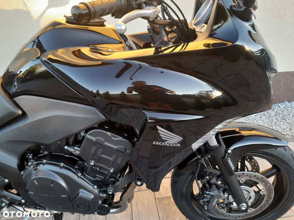 Honda CBF - 10