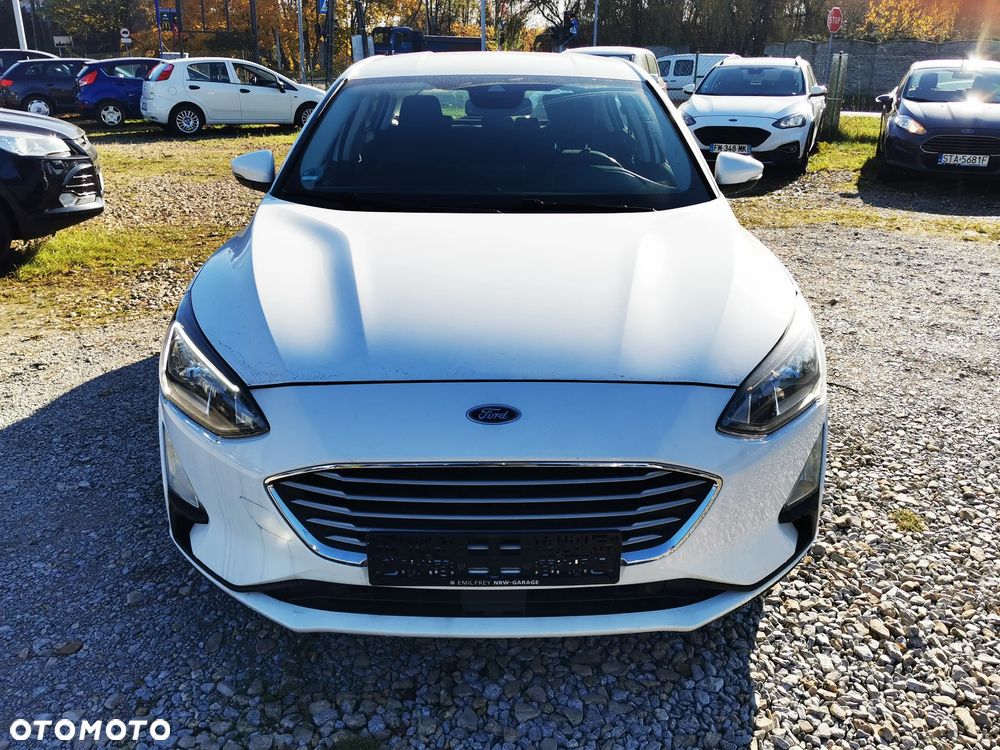 Ford Focus 1.5 EcoBlue STart-Stopp-System TITANIUM X - 4