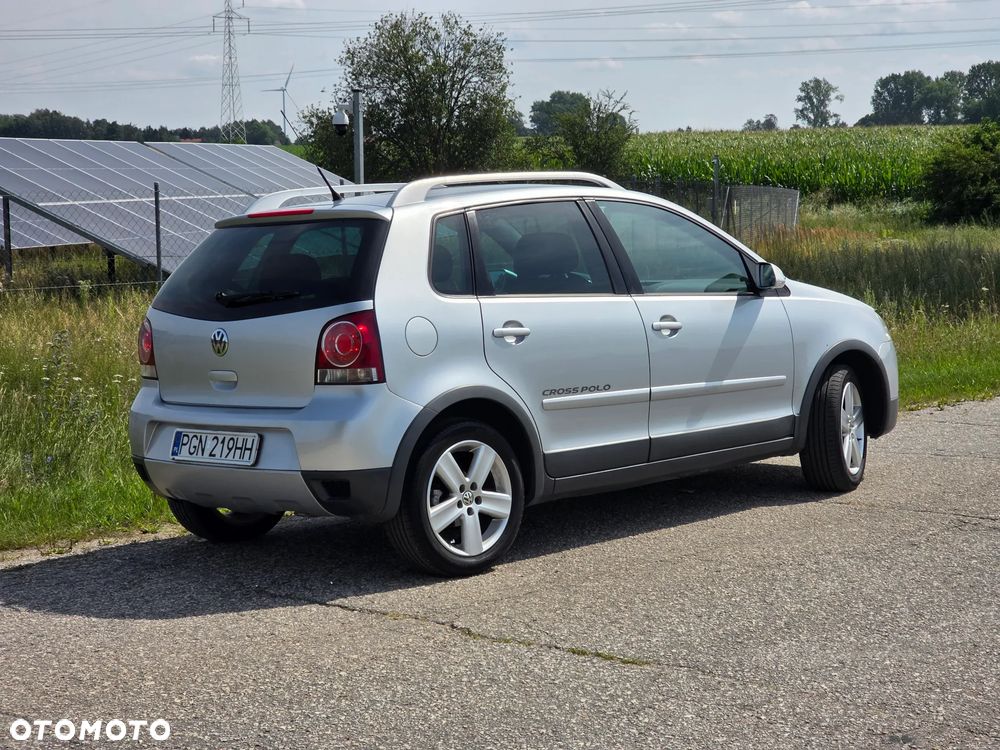 Volkswagen Polo Cross - 8
