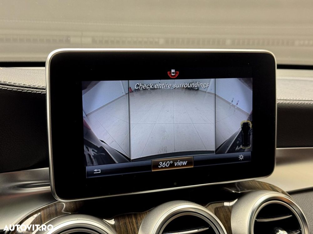 Mercedes-Benz GLC - 11