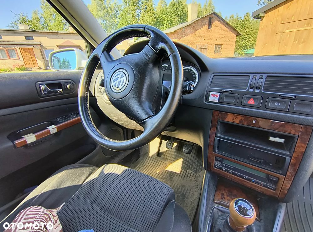 Volkswagen Bora 1.6 - 14