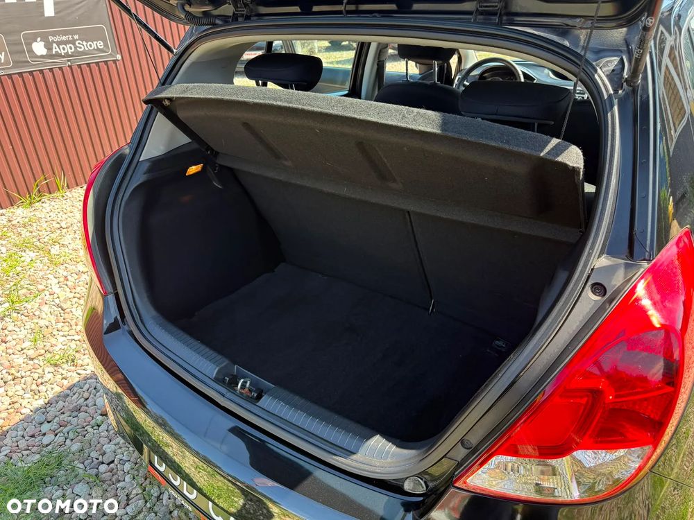 Hyundai i20 1.2 Intro Edition - 21