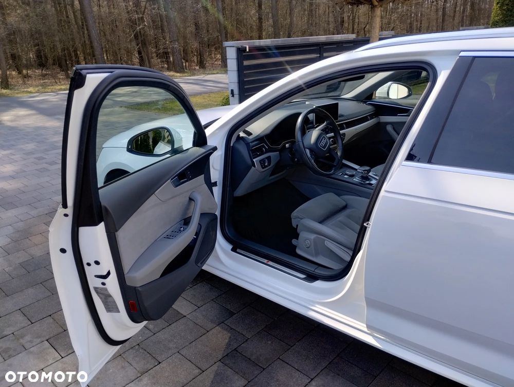 Audi A4 Avant 40 TDI Quattro S Line S tronic - 20