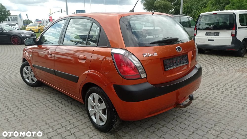 Kia Rio 1.4 (klm swo) / Comfort + - 14
