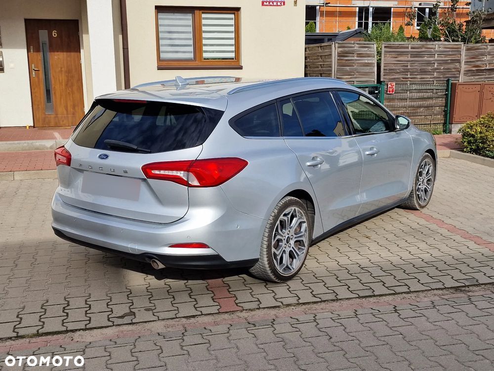 Ford Focus 1.5 EcoBoost Titanium - 3