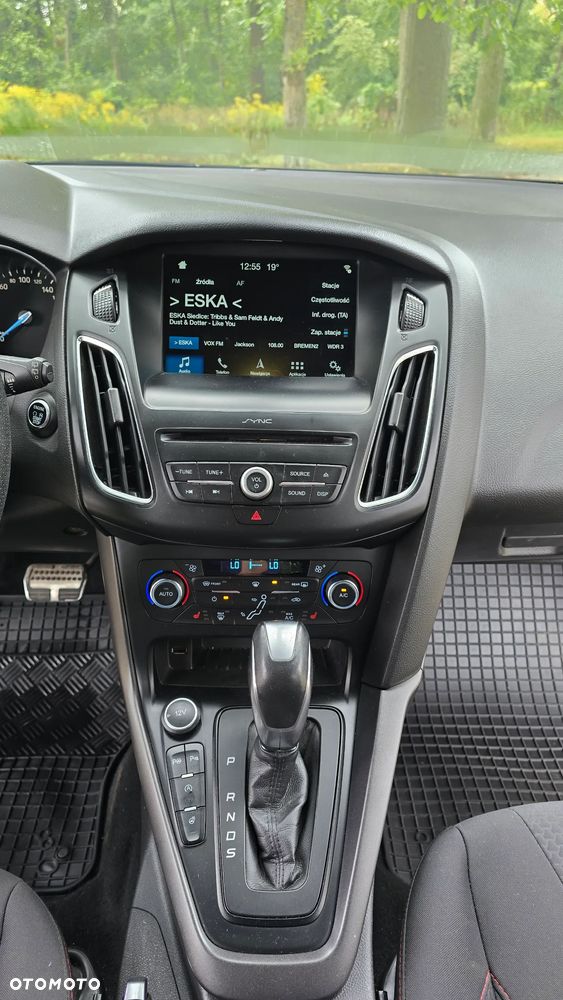 Ford Focus 1.5 EcoBoost ST-Line - 19
