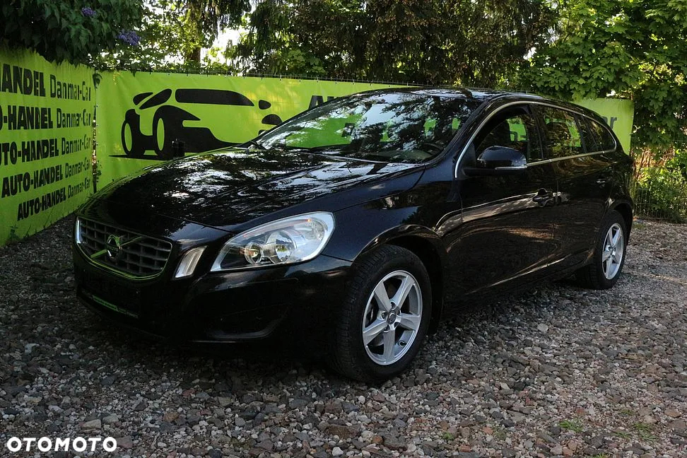Volvo V60 D3 Geartronic Momentum - 3