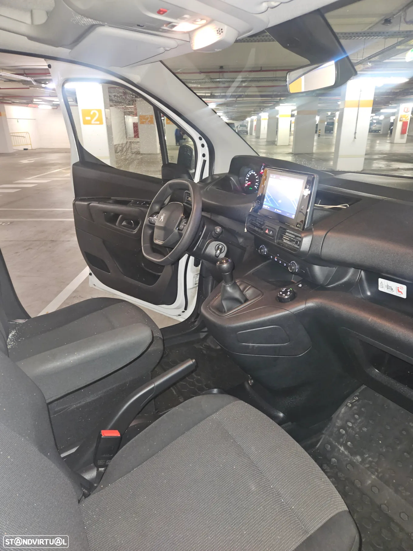 Peugeot Partner 1.5 BlueHDi 100 L2 EHZ Cabine Dupla - 12
