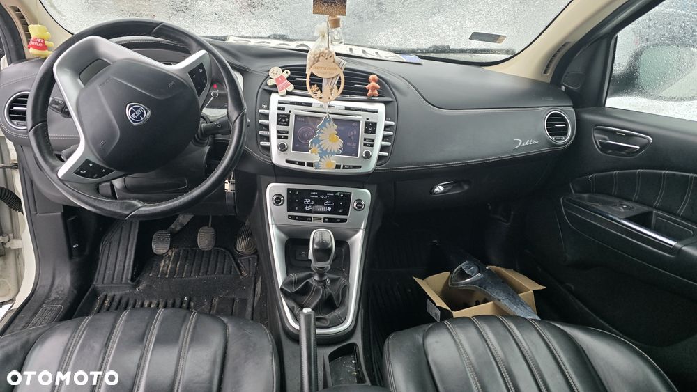 Lancia Delta 1.6 MJ Silver - 23