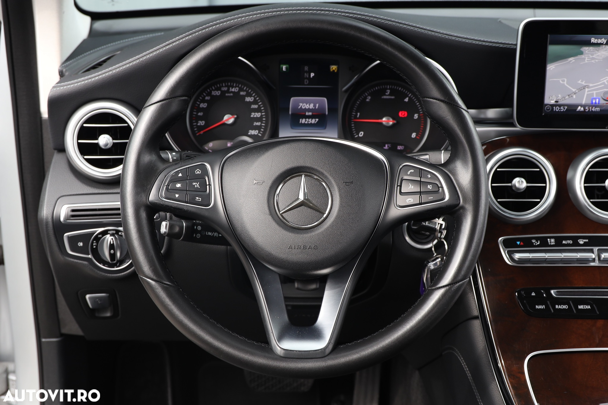 Mercedes-Benz GLC 250 d 4MATIC - 27