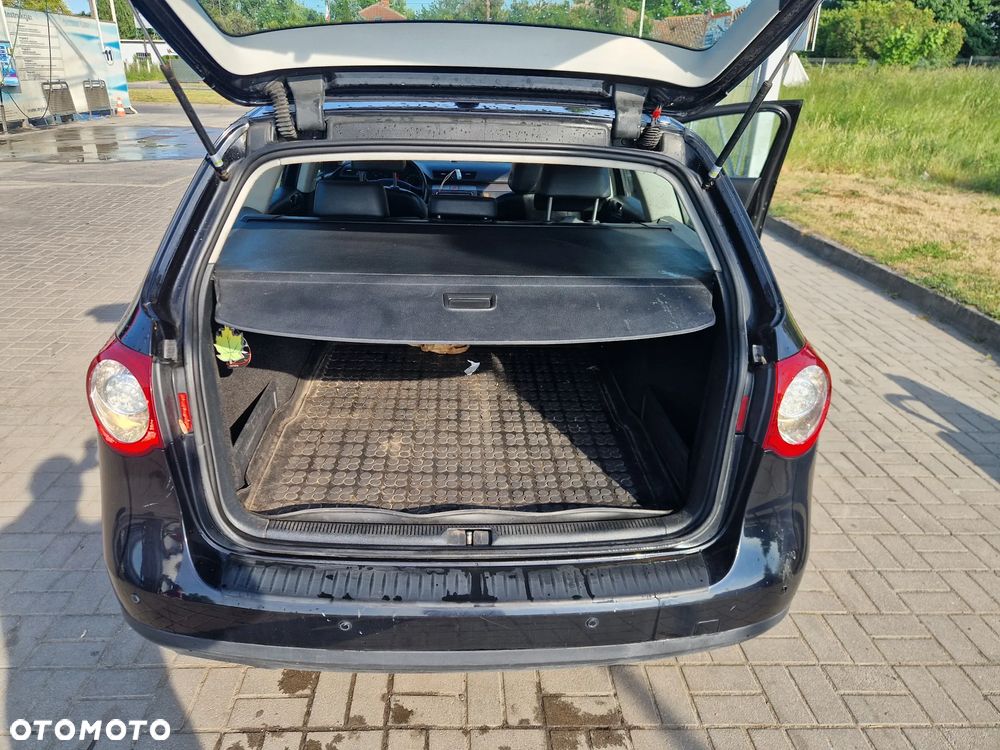 Volkswagen Passat 1.9 TDI Comfortline - 17