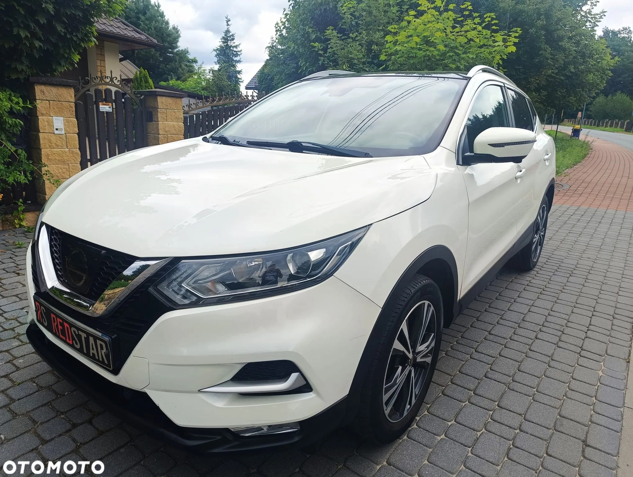 Nissan Qashqai 1.6 DIG-T TEKNA+ - 37