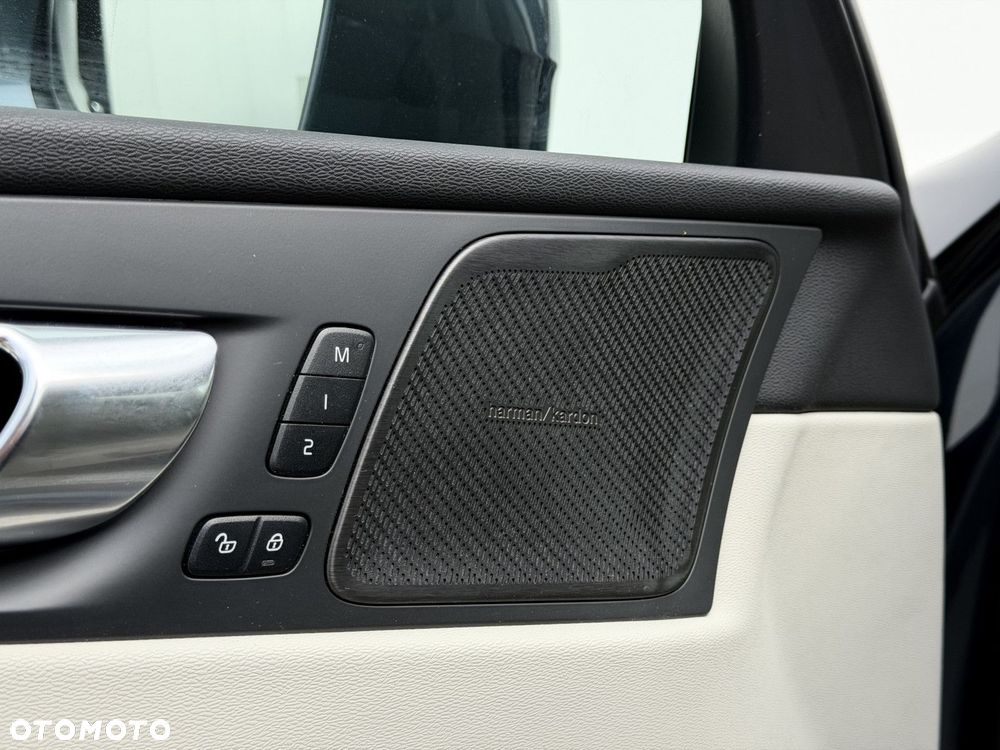 Volvo XC 60 - 20