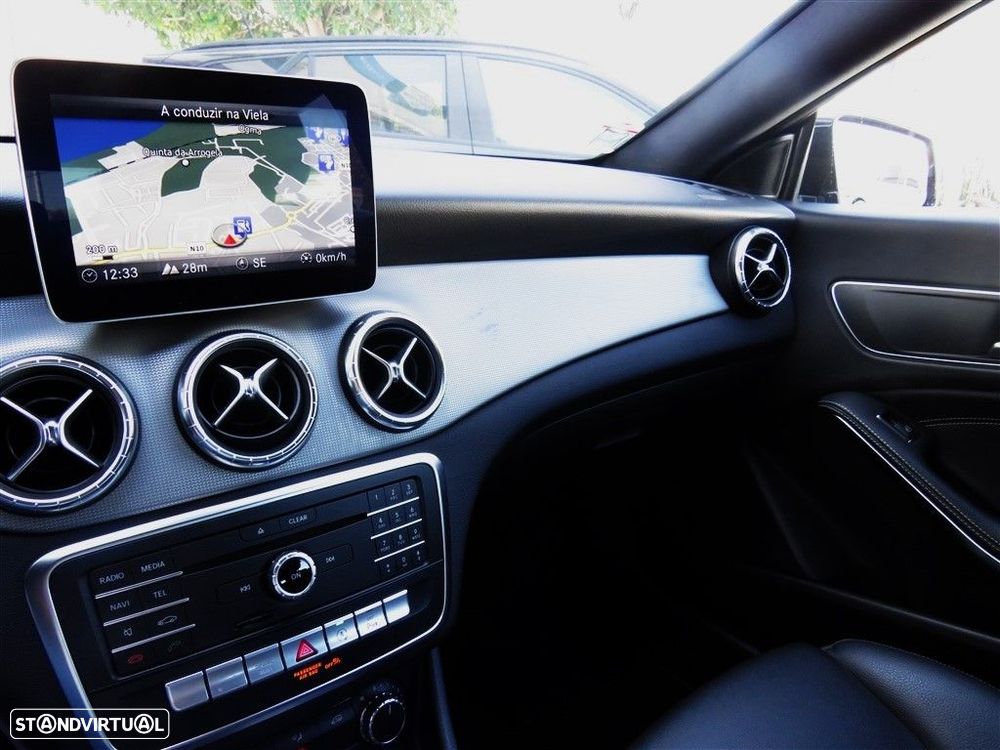 Mercedes-Benz CLA 200 d Shooting Brake Urban Aut. - 11