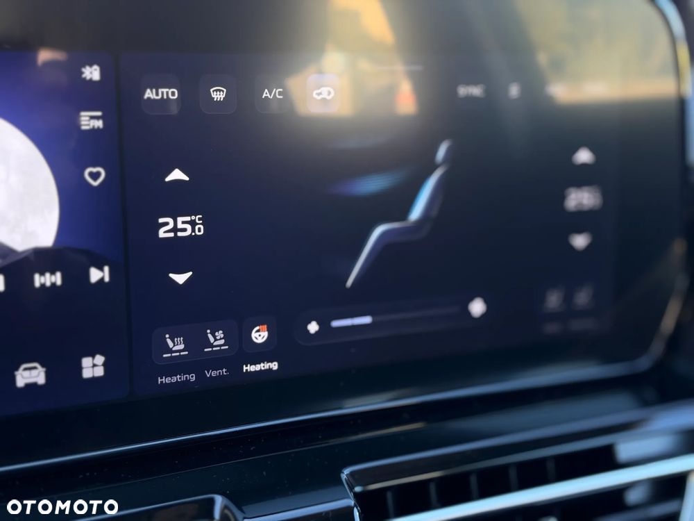 Hongqi HS5 2.0T Executive AWD - 16