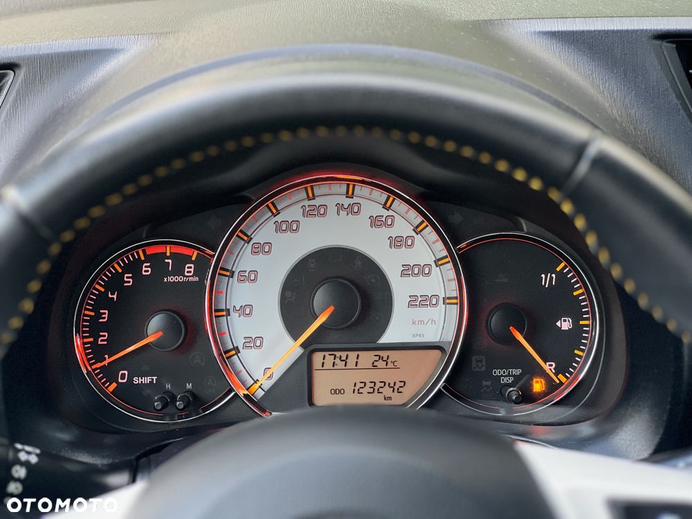 Toyota Yaris 1.33 Business Edition - 24