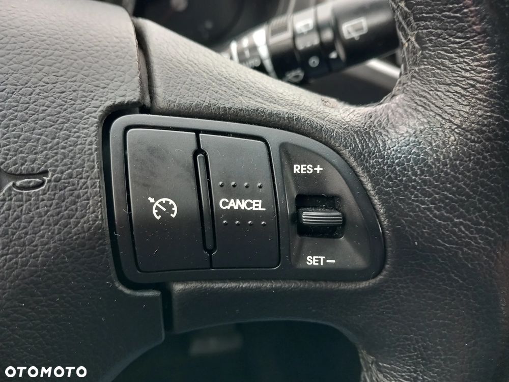 Kia Sportage 2.0 CVVT 4WD Automatik Vision - 23