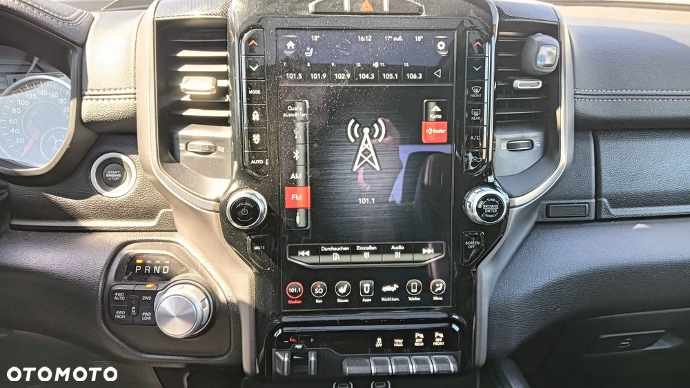 RAM 1500 5.7 Quad Cab Longbed Laramie Sport - 30