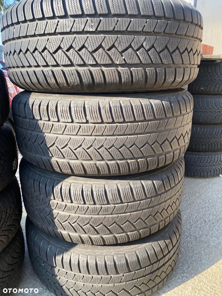 Ford Kuga 2.0 TDCi AWD Titanium - 28