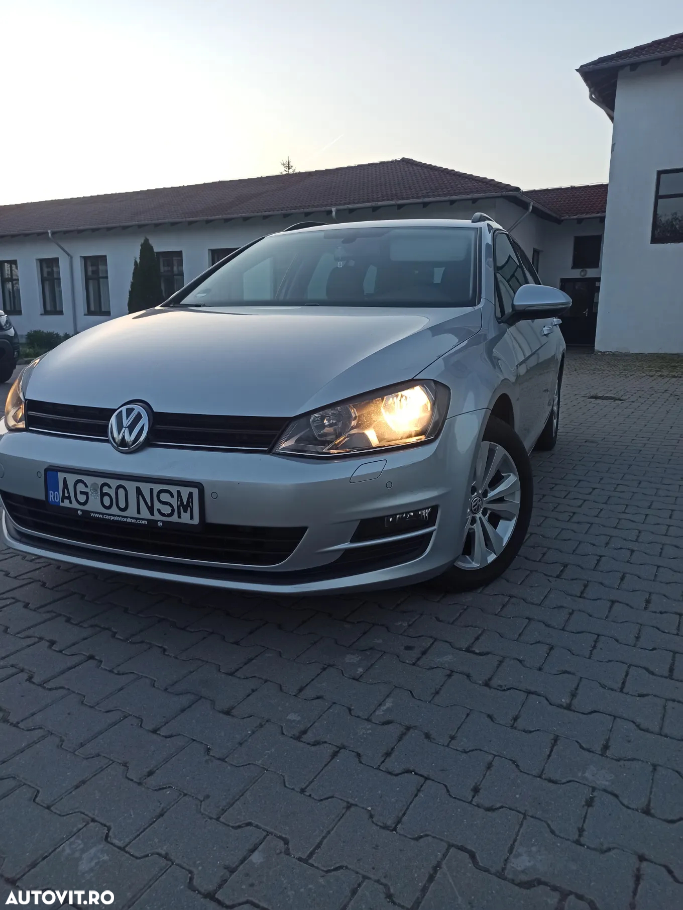 Volkswagen Golf 1.6 TDI DPF BMT Highline - 6