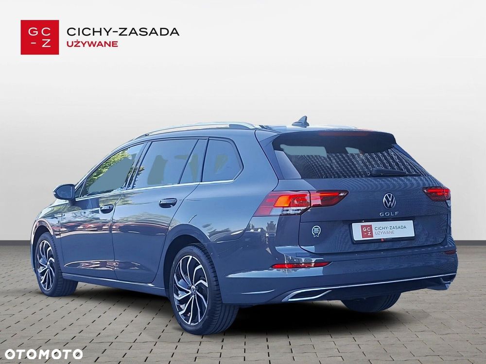 Volkswagen Golf - 5