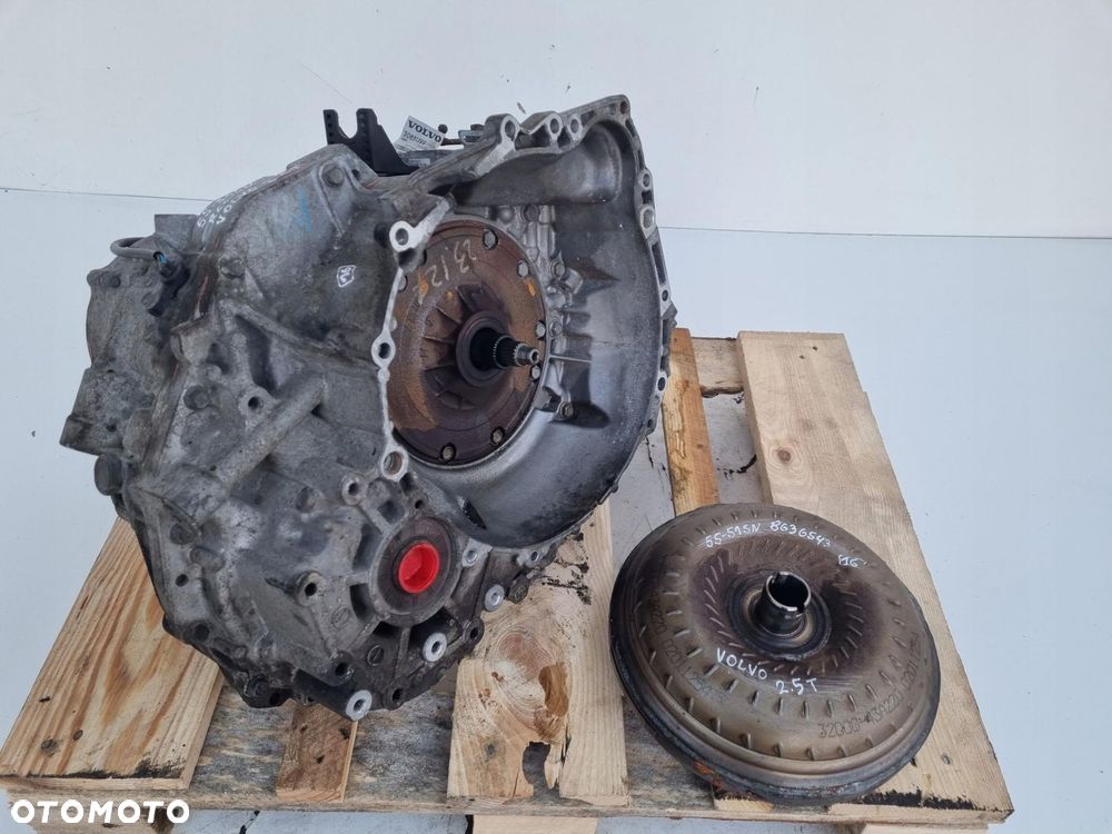 AUTOMATYCZNA SKRZYNIA BIEGÓW Volvo V50 C30 S40 II 2.5 T TURBO _ 8636543 - 1