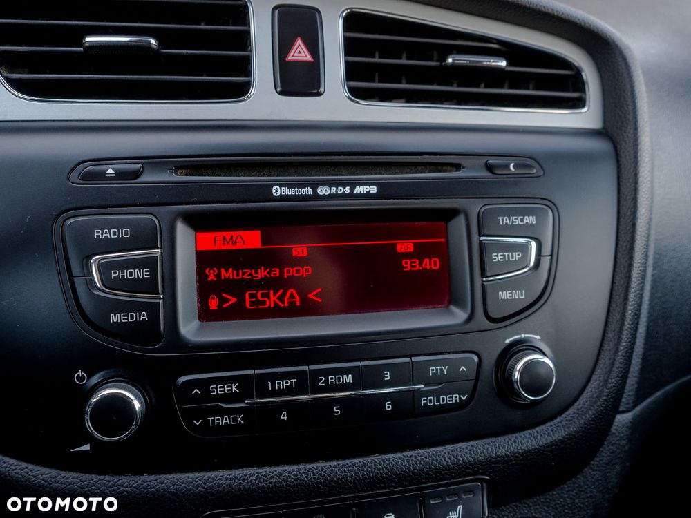 Kia Ceed 1.4 CVVT - 18