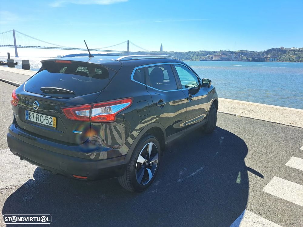 Nissan Qashqai 1.5 dCi N-Connecta 18 - 2
